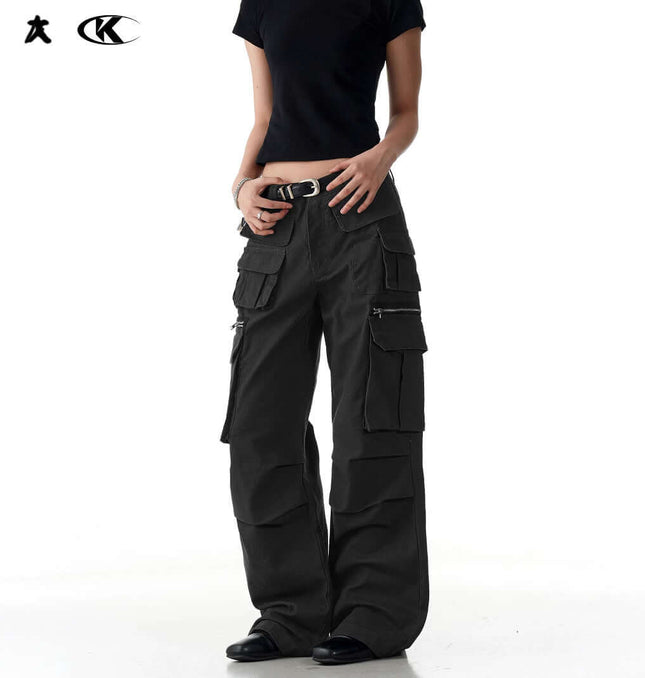 Multi-Pocket Work Pants – Straight Leg Fit worn by a model, showcasing practical pockets and a stylish fit.