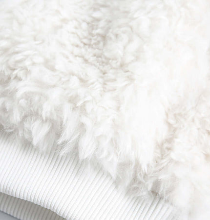 Close-up of the cozy fabric of the Wool Warm Cotton Coat – Loose Fit, showcasing its soft texture and warmth.