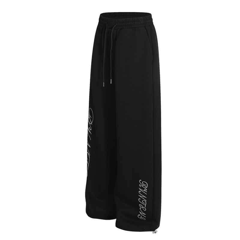 Black straight leg with Grozavu logo