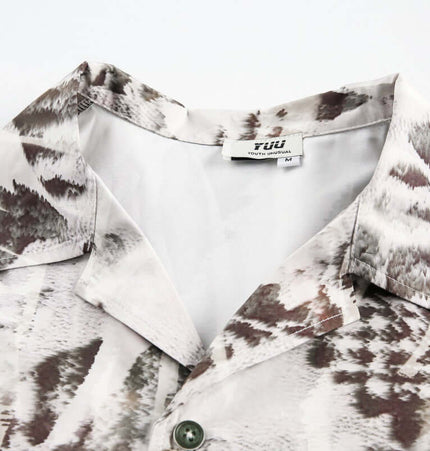 Oil Painting Print Shirt - Loose Fit collar and label close-up, showcasing artistic design and unique texture.