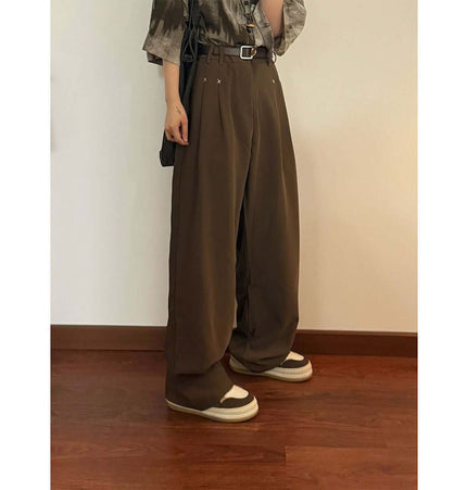 Wide Leg Straight Casual Pants – Loose Fit in brown with a relaxed silhouette and belt, styled for modern street fashion.