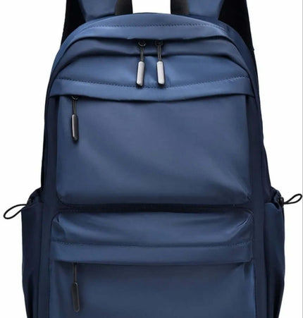 Mochila con Correa Ajustable y Múltiples Bolsillos