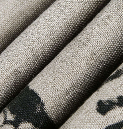 Grozavu Graffiti Faux Fur Collar Coat – Loose Fit fabric texture close-up with graffiti-style detail.