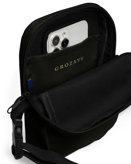 Grozavu water-resistant crossbody bag in polyester, 14.5 x 19.5 cm