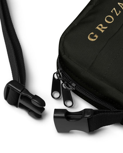 Grozavu water-resistant crossbody bag in polyester, 14.5 x 19.5 cm
