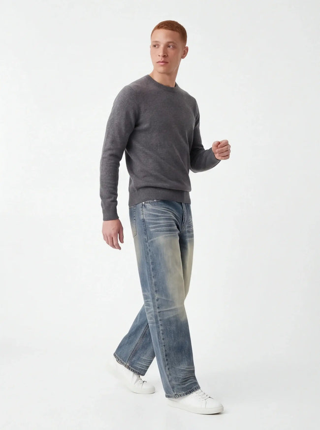 Minimalist Apparel – from Sustainable Material with a Superior Finish