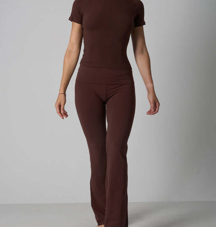 Casual Fit Cotton Jersey Yoga Set featuring a short sleeve crop top and high-waist long flare pants, stylish and comfortable.