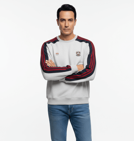 National Trend Retro Stripe Loose Shirt with bold stripes and relaxed fit, perfect for casual wear.