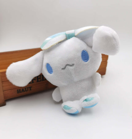 Cinnamoroll Plush Keychain – 10cm, cute plush keychain doll with decorative bead chain, soft and kawaii design.