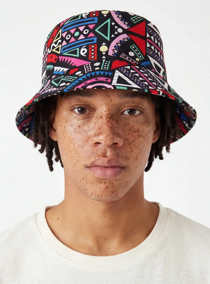 Cappello Versatile – con Finitura Opaca e Estetiche Moderne