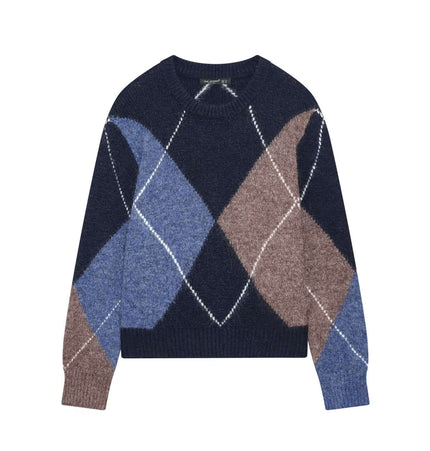 Diamond Pattern Knit Sweater featuring a classic diamond design and modern streetwear vibe.