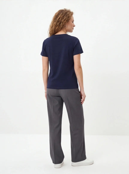 Dynamic T-Shirt by Grozavu - Detail Angle (Pos 14)