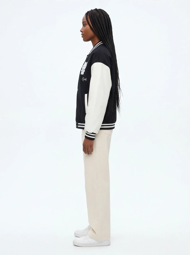 Elevated Apparel by Grozavu - Lifestyle Perspective (Pos 8)