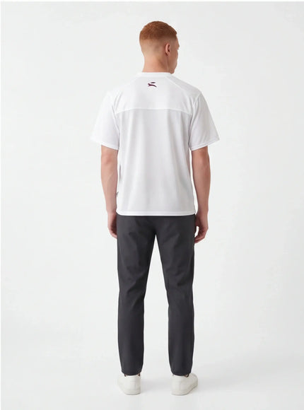Tricou Elevat – din Țesătură Densă pentru un Aspect Fără Efort