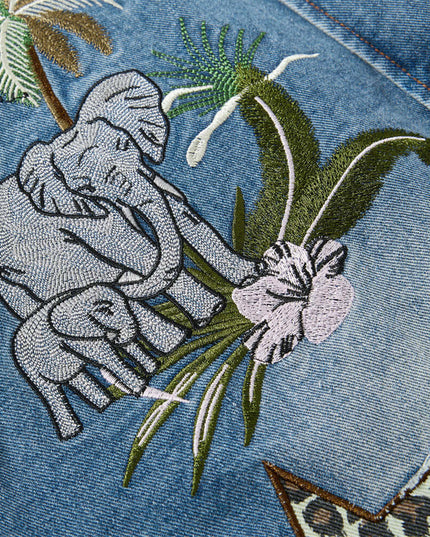 Detail shot of the Maison Grozavu Quartz Jacket Issue in jacket — showing the clean lines.