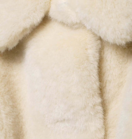 Close-up of the Faux Fur Waistcoat Jacket – Slim Fit showcasing soft cream fabric and a turn-down collar.