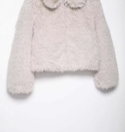 Faux Fur Zipper Coat – Elegant Fit featuring a luxurious soft faux fur texture in classic white color.