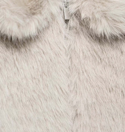 Faux Fur Zipper Coat – Elegant Fit close-up showing soft luxurious texture and zipper detail.