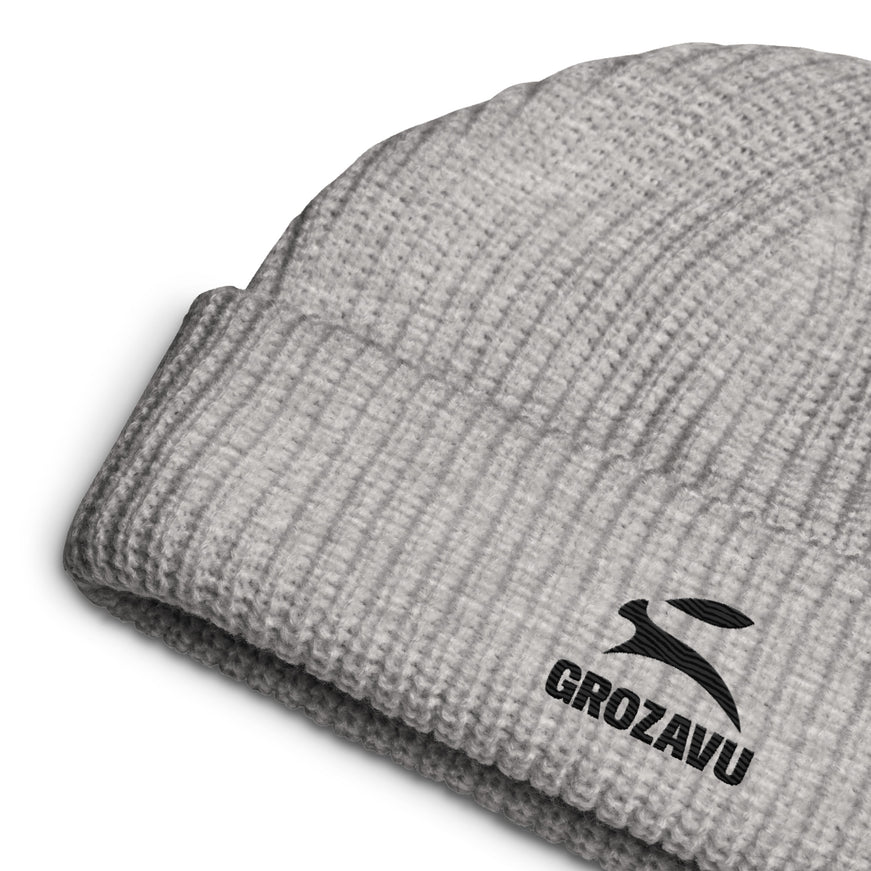 Grozavu Fisherman Beanie, Athletic Heather, close-up of the wide ribbed knit