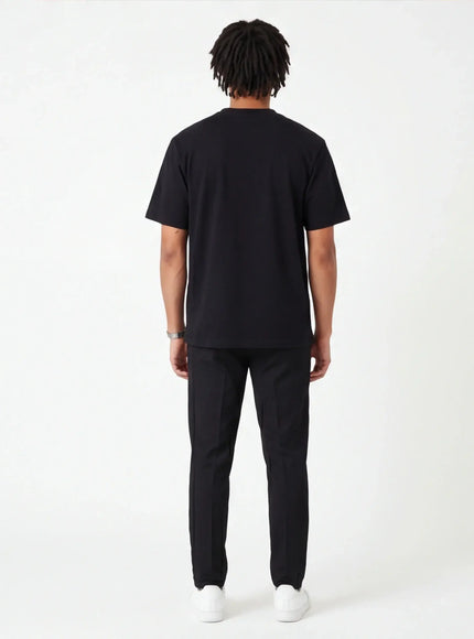 Makelloses T-Shirt – aus luxuriösem Twill für eine mutige Silhouette