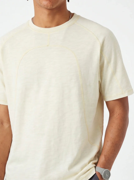 T-Shirt Perfetta – con Texture Fine e Attitudine Streetwear