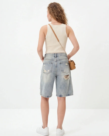 Maison Grozavu Chalk Top Standard — side profile view showing the shoulder drop and sleeve length