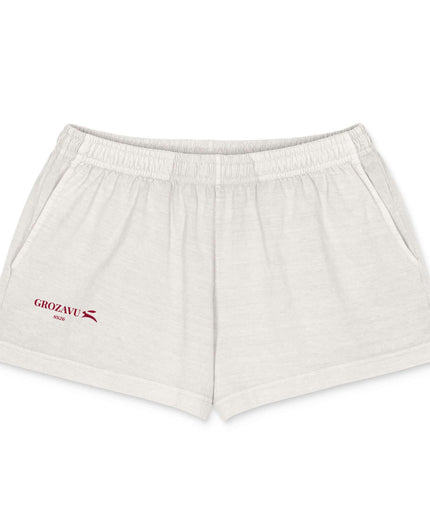 Grozavu garment-dyed shorts in 220 g/m2 ring-spun cotton, relaxed flared fit