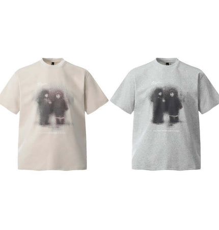 Graffiti Letter Print TShirt – Loose Fit in beige and gray with artistic graphic design.