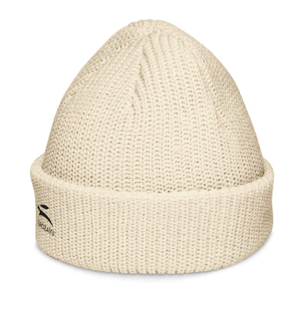 Grozavu beanie in cream color features thick ribbed knit for warmth and style.