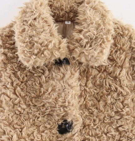 Collar Fur One-Piece Coat – Regular Fit featuring a soft fur texture and classic flip collar.