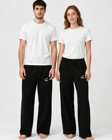 Everyday wide-leg pants in 300 g/m² cotton stretch, studio duo shot