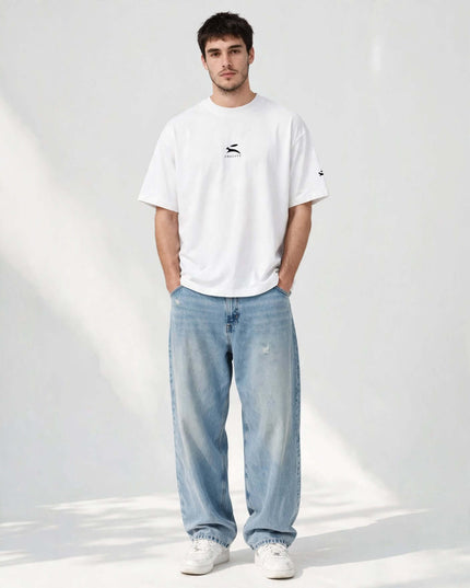 White 200 g/m² organic cotton wide collar tee, streetwear portrait