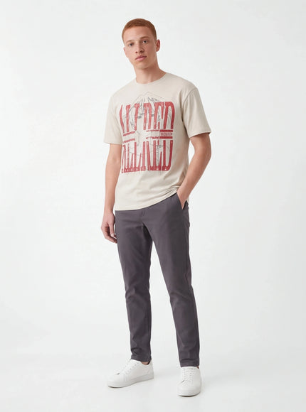 Premium T-Shirt – aus luxuriösem Twill für einen minimalistischen Stil