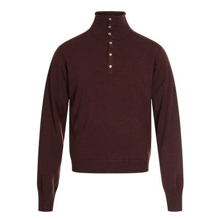 High Neck Street Knit Sweater – Loose Fit in dark brown with modern high neckline and button detail.