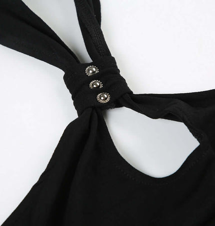 Close-up of the Grozavu Irregular Strapless Slim Fit Tank Top featuring a unique knot detail and decorative buttons.