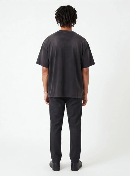Tricou Minimalist – cu un Finisaj Mat în Ediție Limitată
