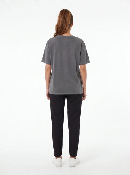 T-Shirt Essentiel – en Coton Peigné pour une Esthétique Urbaine