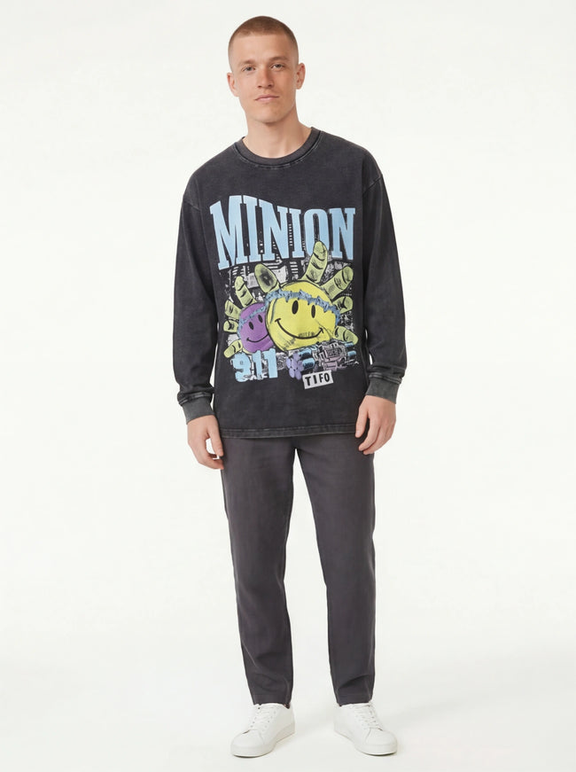 Must-Have Smiley Graphic Long Sleeve