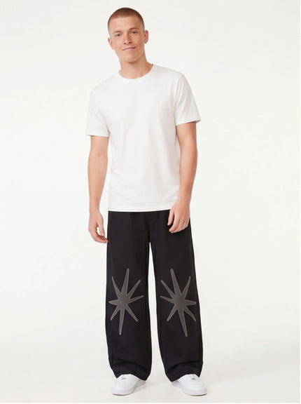 Pantalones técnicos con patrón imprescindibles