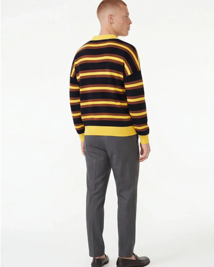 Basalt sweatshirt — collar aging detail