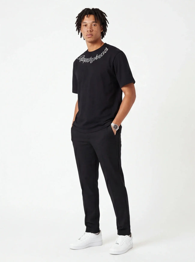 Makelloses T-Shirt – aus luxuriösem Twill für eine mutige Silhouette