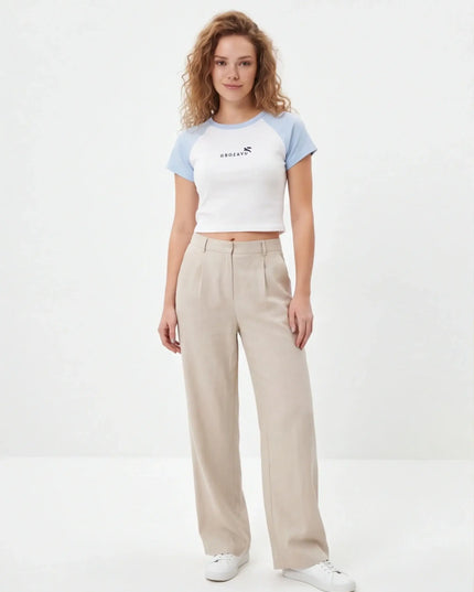 Front view of the Maison Grozavu Seamless Ash Crop Top in top — showing the relaxed fit.