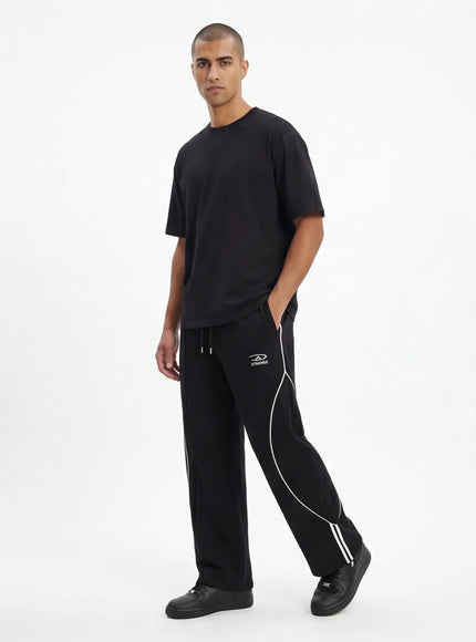 Pantaloni Su Misura – con Finitura Opaca con Design Architettonico