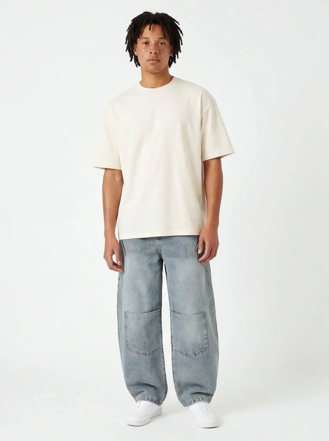 Oversized Apparel – with Premium Texture for a Minimalist Style