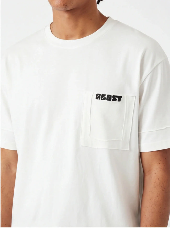 Abbigliamento Iconico – in Tessuto Traspirante per una Presenza Forte