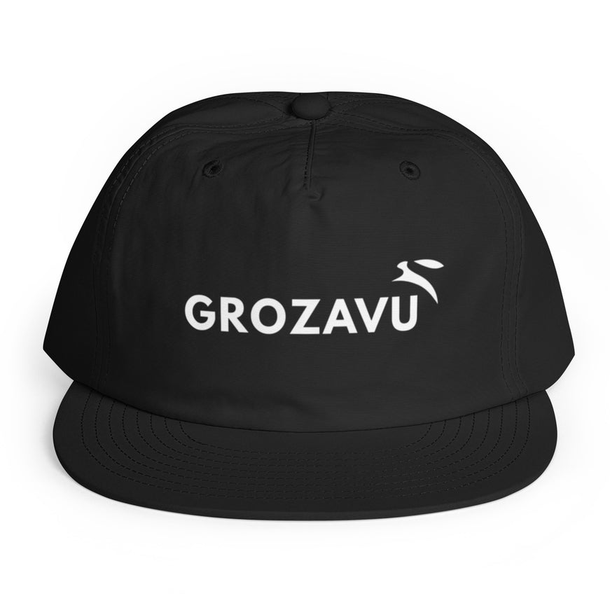 Grozavu five-panel cap in 100% recycled nylon, unstructured snapback