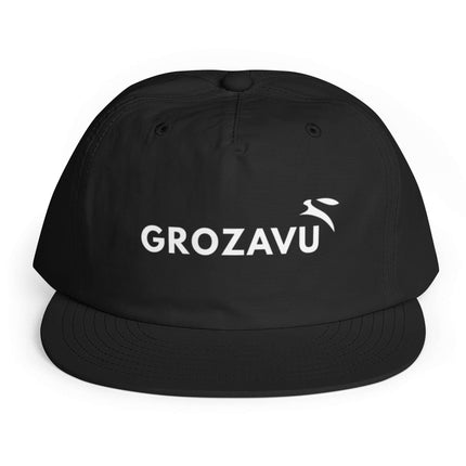 Grozavu five-panel cap in 100% recycled nylon, unstructured snapback