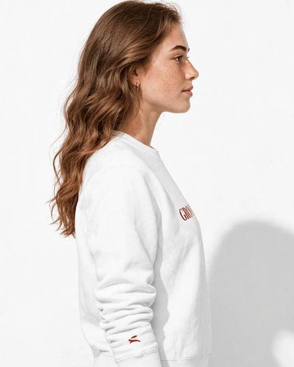 Side profile of the white 280 g/m² crewneck sweatshirt