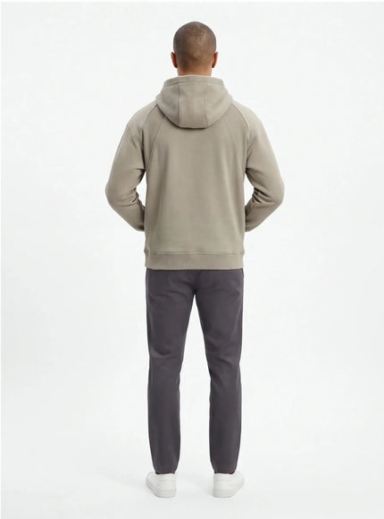 Pullover Supremo – in Materiale Ultra-Morbido con un Vibe Contemporaneo