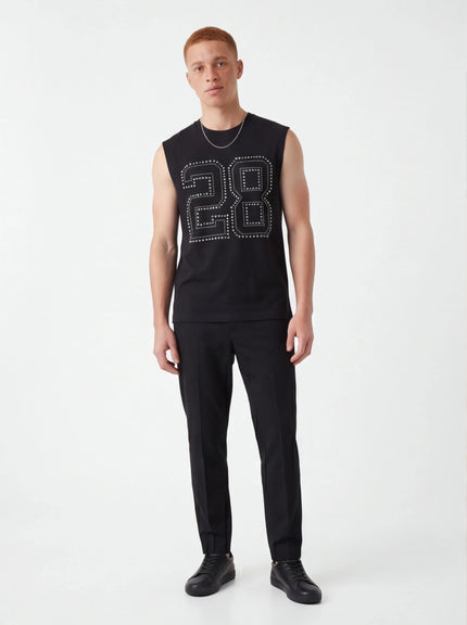 Verfeinertes Tanktop – mit matter Oberfläche und architektonischem Design